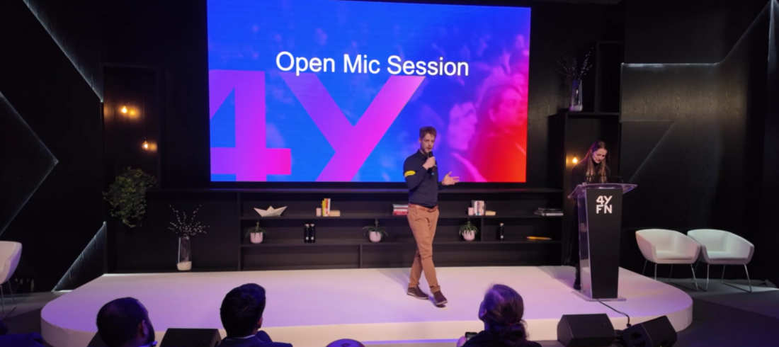 Manuel speaking at Open Mic at MWC x 4YFN 2025